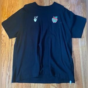 Off White Apple Arrow Print Size Medium
